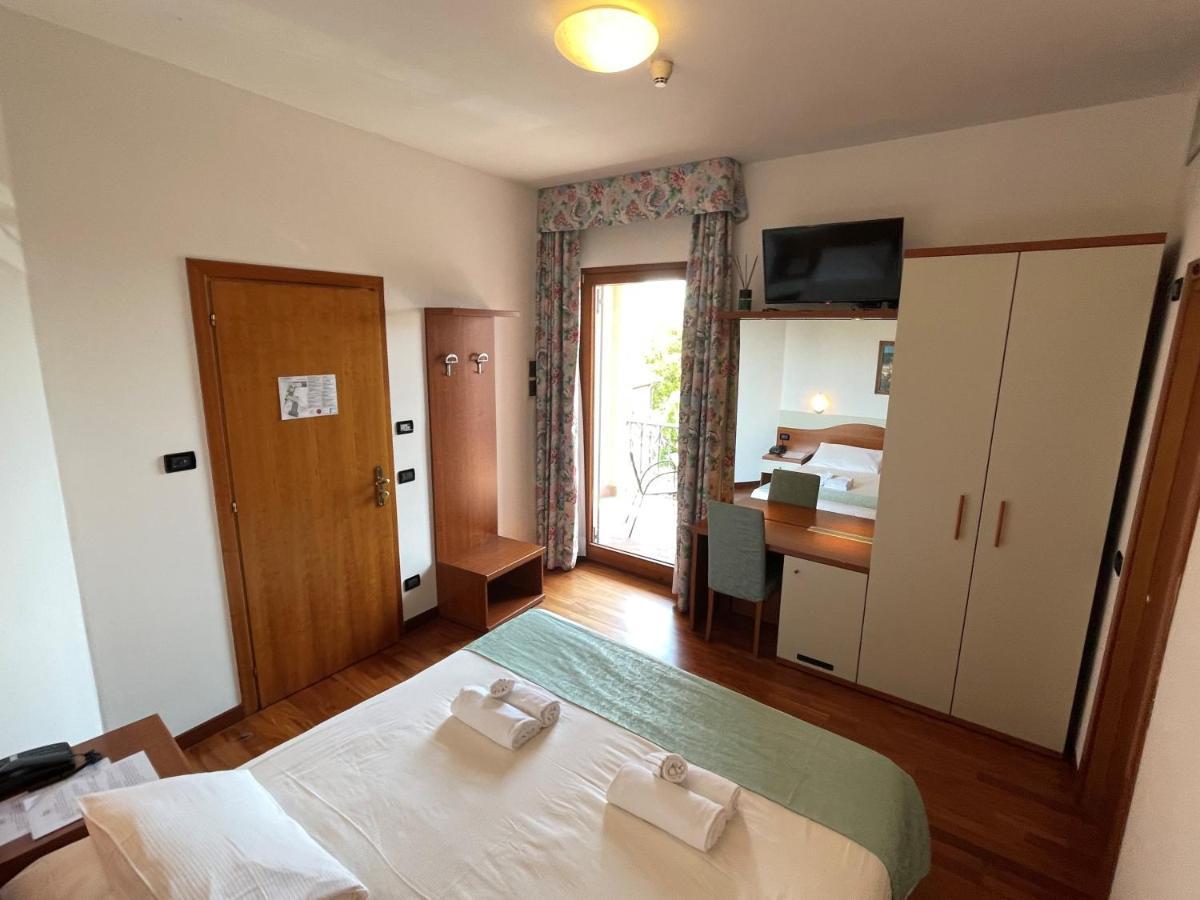 Double or Twin Room with Balcony,1164483213:JPEG